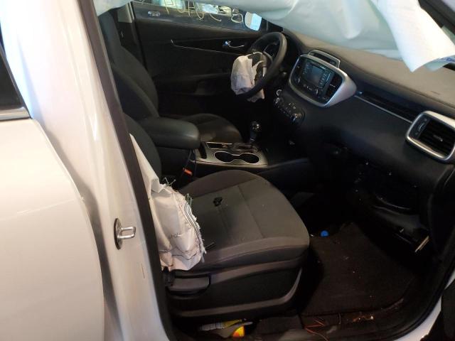 Photo 5 from auction – 2016 KIA SORENTO LX with VIN 5XYPG4A3XGG053285