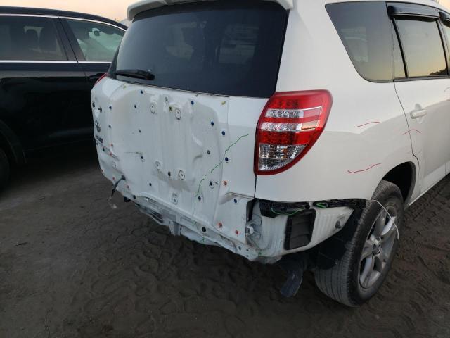 Photo 9 from auction – 2011 TOYOTA RAV4 with VIN JTMZF4DV3BD030401