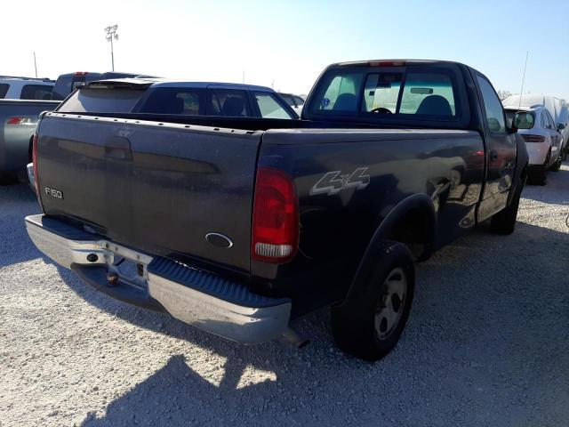 Photo 4 from auction – 2000 FORD F150 with VIN 2FTRF18W1YCB10564