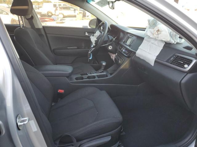 Photo 5 from auction – 2017 KIA OPTIMA LX with VIN 5XXGT4L39HG123731