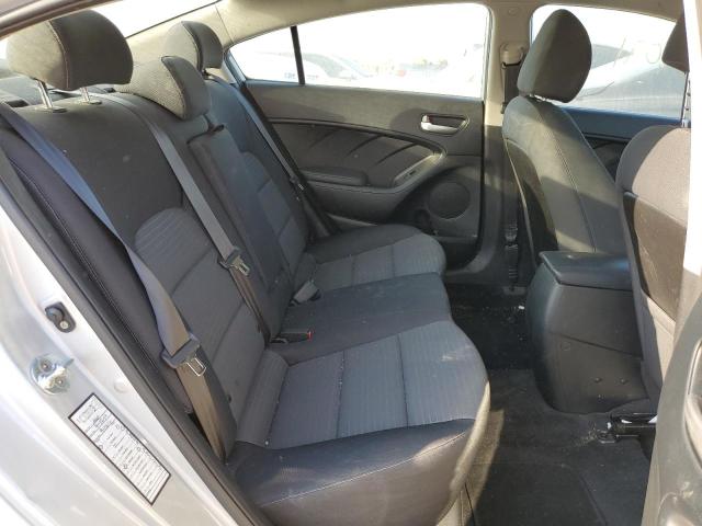 Photo 6 from auction – 2017 KIA FORTE LX with VIN 3KPFL4A7XHE014639