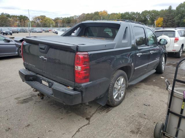 Photo 4 from auction – 2010 CHEVROLET AVALANCHE with VIN 3GNVKGE01AG198612