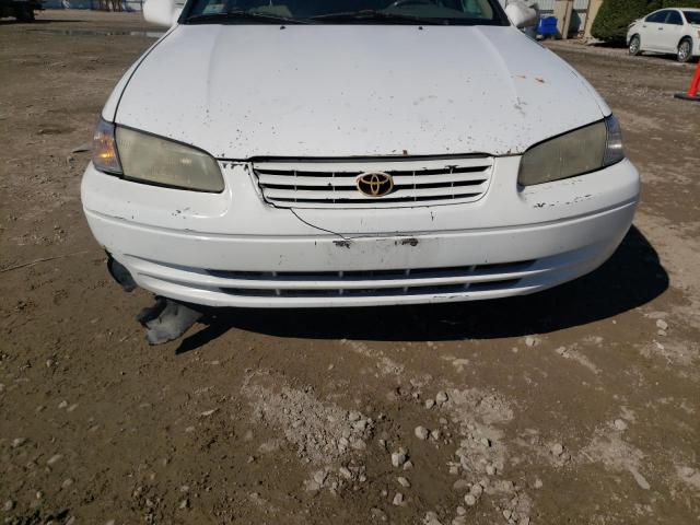 Photo 9 from auction – 1998 TOYOTA CAMRY CE with VIN 4T1BF28K0WU065453