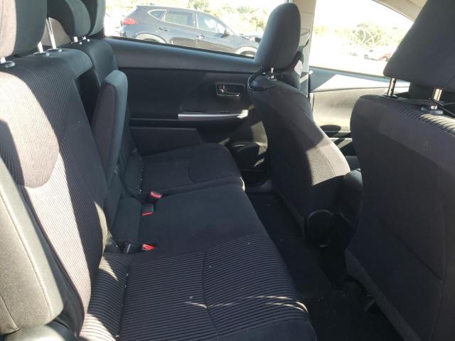 Photo 6 from auction – 2015 TOYOTA PRIUS V with VIN JTDZN3EU4FJ026920