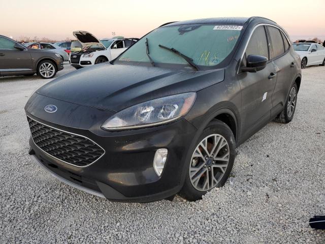 Photo 2 from auction – 2020 FORD ESCAPE SEL with VIN 1FMCU0H66LUA06663