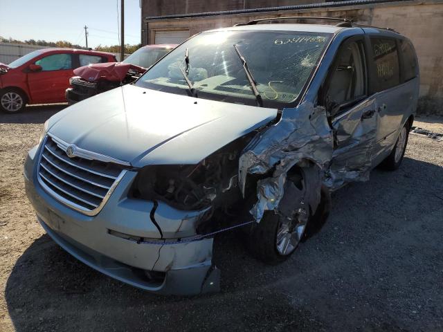 Photo 2 from auction – 2010 CHRYSLER TOWN & COU with VIN 2A4RR6DX8AR143027
