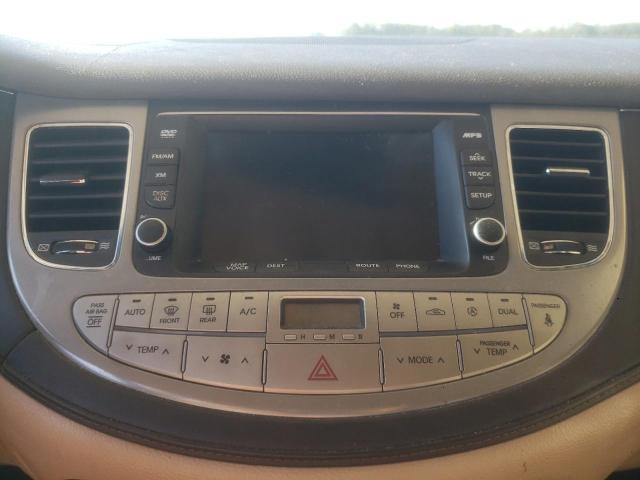 Photo 9 from auction – 2010 HYUNDAI GENESIS 4. with VIN KMHGC4DF2AU093122