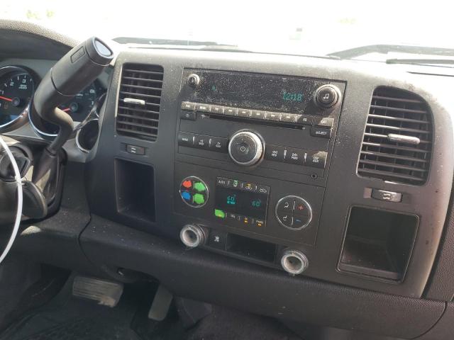 Photo 9 from auction – 2009 GMC SIERRA C15 with VIN 2GTEC290391120940
