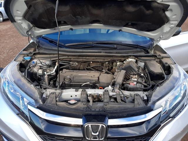 Photo 7 from auction – 2016 HONDA CR-V LX with VIN 2HKRM3H30GH504539
