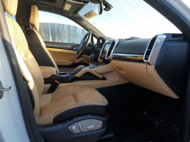 Photo 5 from auction – 2014 PORSCHE CAYENNE with VIN WP1AF2A26ELA45558