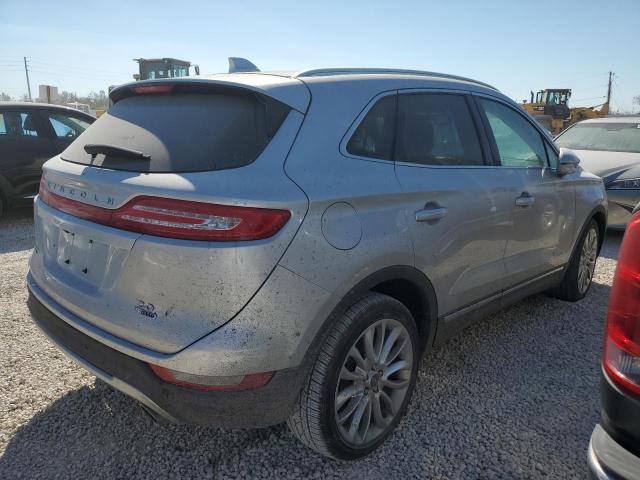 Photo 4 from auction – 2016 LINCOLN MKC RESERV with VIN 5LMCJ3C94GUJ24225