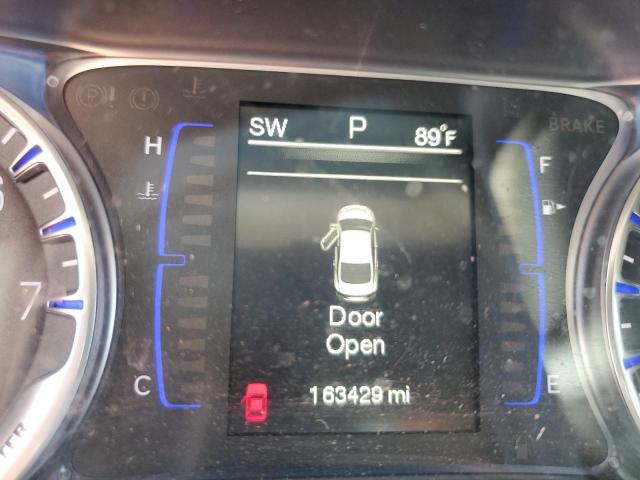 Photo 8 from auction – 2015 CHRYSLER 200 LIMITE with VIN 1C3CCCAB7FN533162