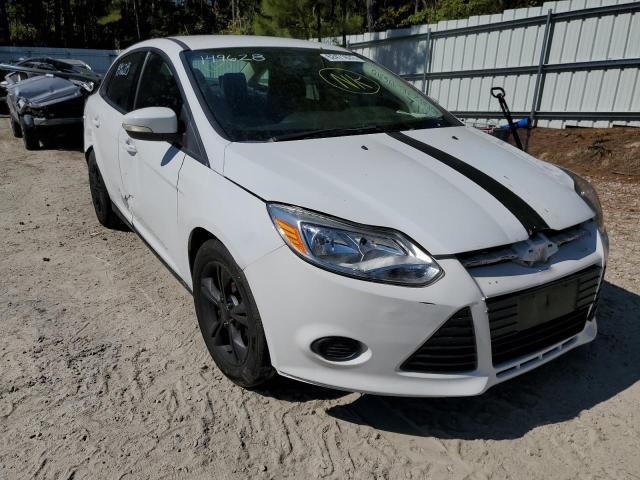FORD FOCUS SE 2014 with VIN 1FADP3F23EL446310 - Photo from auction