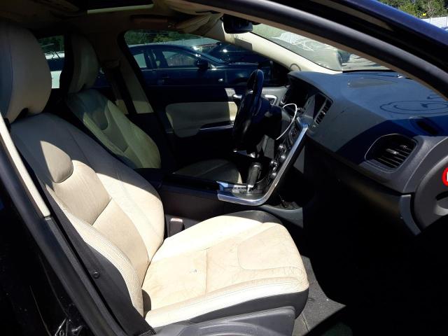 Photo 5 from auction – 2011 VOLVO S60 T6 with VIN YV1902FH7B2003589