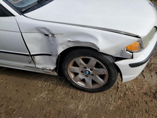 Photo 9 from auction – 2005 BMW 325 XI with VIN WBAEU33495PR20568