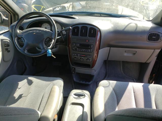Photo 9 from auction – 2004 CHRYSLER TOWN & COU with VIN 2C4GP54L84R537190