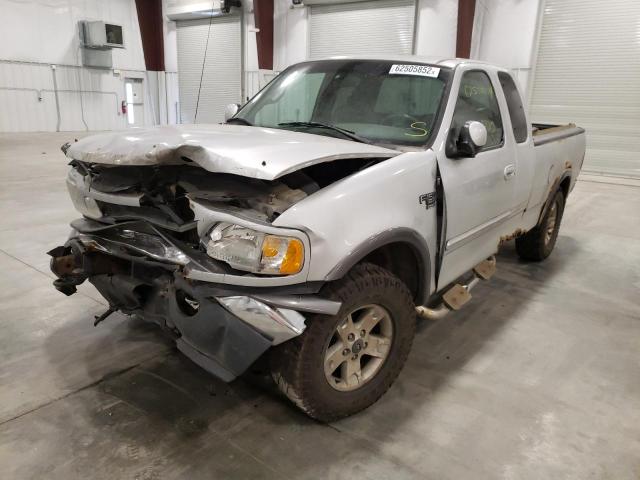 Photo 2 from auction – 2002 FORD F150 with VIN 1FTRX18L92KA29625