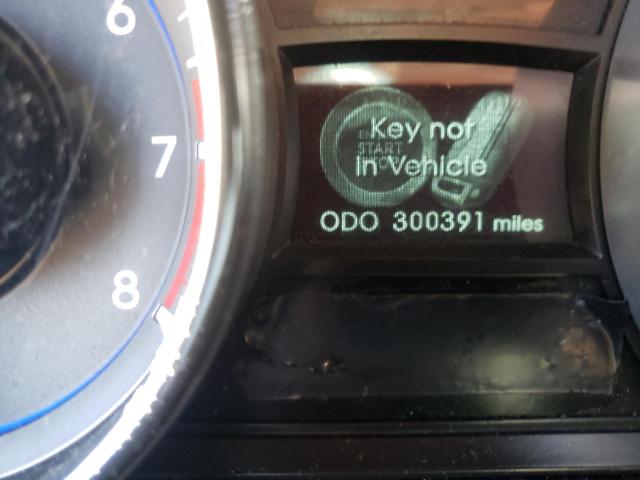 Photo 8 from auction – 2011 HYUNDAI SONATA SE with VIN 5NPEC4AC5BH035216