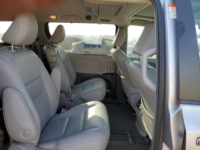 Photo 6 from auction – 2018 TOYOTA SIENNA XLE with VIN 5TDYZ3DC5JS916542