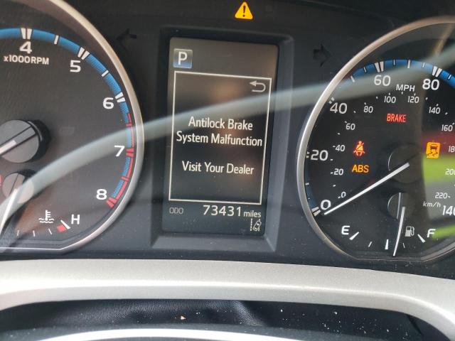 Photo 8 from auction – 2017 TOYOTA RAV4 XLE with VIN 2T3WFREV5HW331858