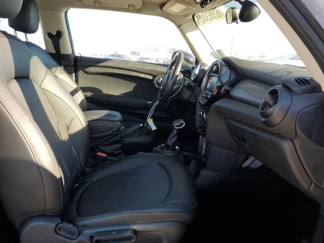 Photo 5 from auction – 2016 MINI COOPER with VIN WMWXP5C54G2D14876