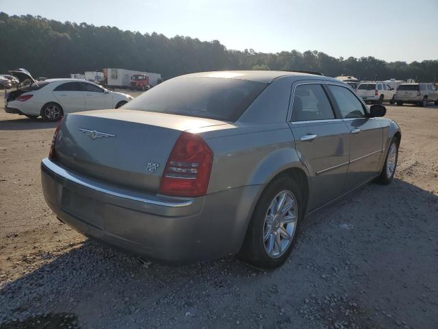 Photo 4 from auction – 2006 CHRYSLER 300C with VIN 2C3KA63HX6H441976