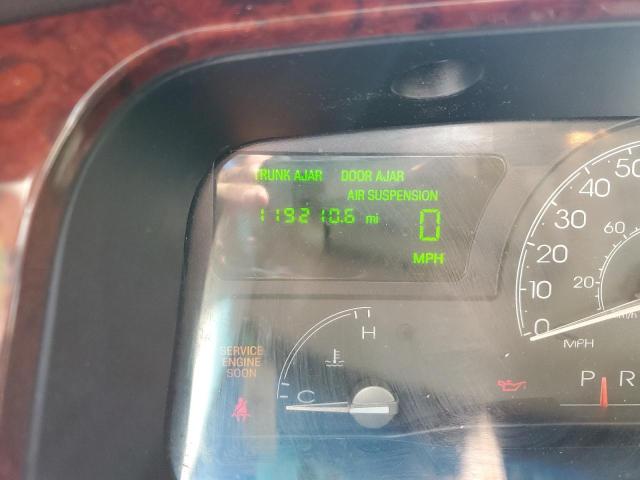 Photo 8 from auction – 2003 LINCOLN TOWN CAR E with VIN 1LNHM81W63Y625805