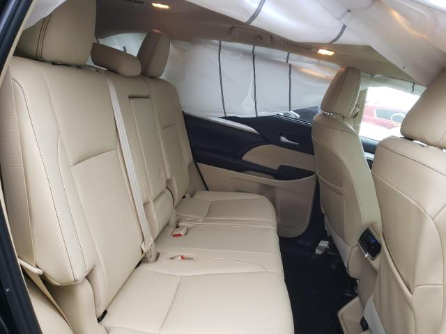 Photo 6 from auction – 2019 TOYOTA HIGHLANDER with VIN 5TDJZRFH3KS582557