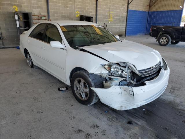 TOYOTA CAMRY LE 2002 with VIN 4T1BE32K22U019781 - Photo from auction