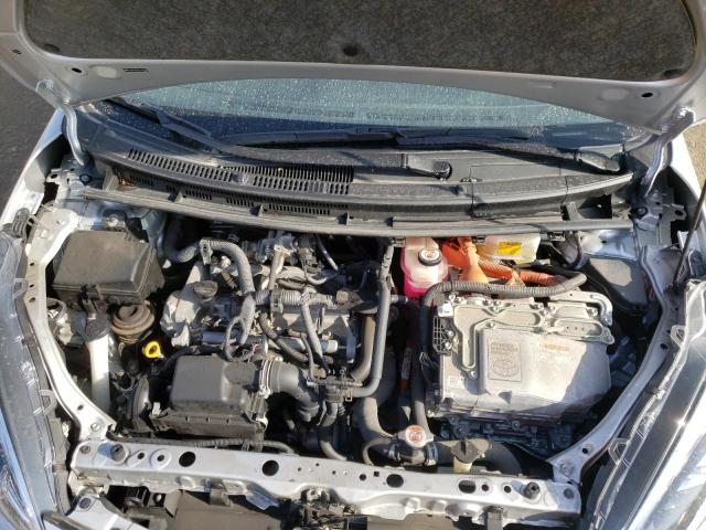 Photo 7 from auction – 2018 TOYOTA PRIUS C with VIN JTDKDTB33J1602148