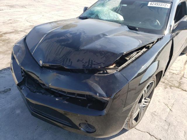 Photo 9 from auction – 2010 CHEVROLET CAMARO LS with VIN 2G1FE1EV2A9201016