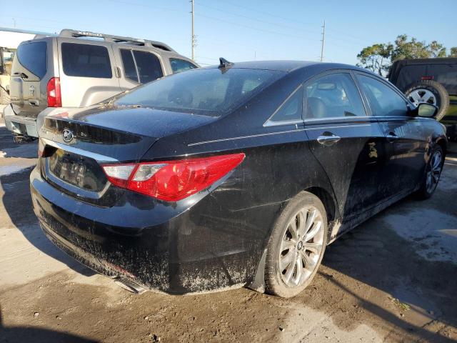Photo 4 from auction – 2011 HYUNDAI SONATA SE with VIN 5NPEC4AC6BH305893