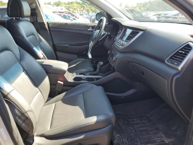 Photo 5 from auction – 2017 HYUNDAI TUCSON LIM with VIN KM8J3CA25HU294413