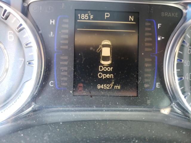 Photo 8 from auction – 2016 CHRYSLER 200 LIMITE with VIN 1C3CCCAB1GN172836