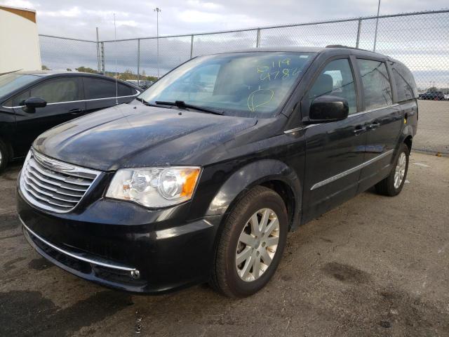 Photo 2 from auction – 2016 CHRYSLER TOWN & COU with VIN 2C4RC1BG9GR260170