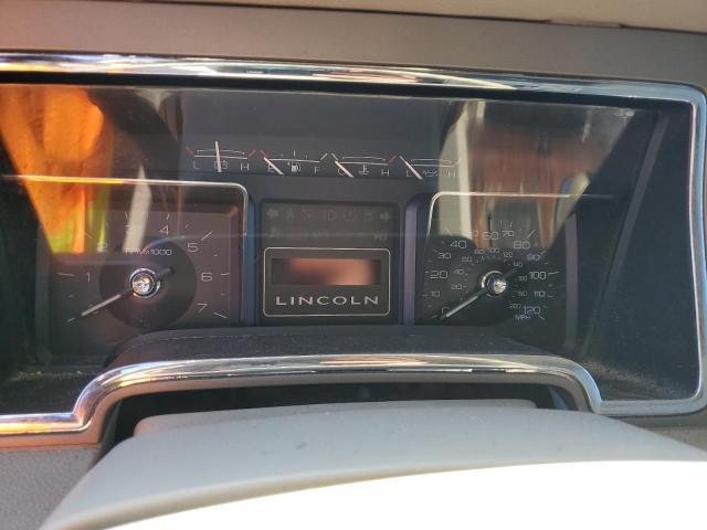 Photo 8 from auction – 2011 LINCOLN NAVIGATOR with VIN 5LMJJ2H50BEJ03320