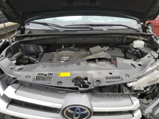 Photo 7 from auction – 2019 TOYOTA HIGHLANDER with VIN 5TDJZRFH3KS582557