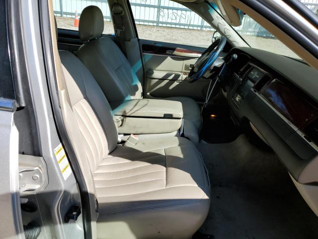 Photo 5 from auction – 2003 LINCOLN TOWN CAR E with VIN 1LNHM81W63Y625805