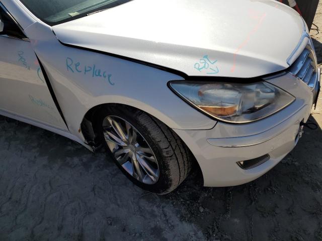 Photo 9 from auction – 2011 HYUNDAI GENESIS 3. with VIN KMHGC4DE1BU145350