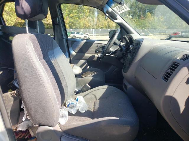 Photo 5 from auction – 2002 FORD ESCAPE XLT with VIN 1FMYU04172KD10515