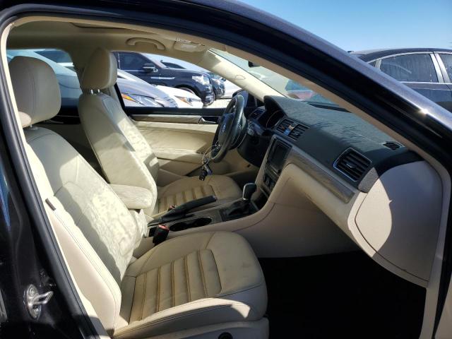 Photo 5 from auction – 2018 VOLKSWAGEN PASSAT SEL with VIN 1VWCA7A33JC019943