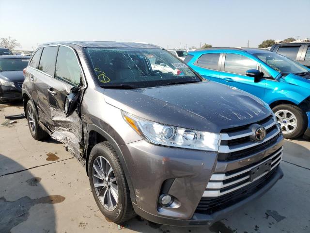 TOYOTA HIGHLANDER 2018 with VIN 5TDKZRFH7JS540654 - Photo from auction