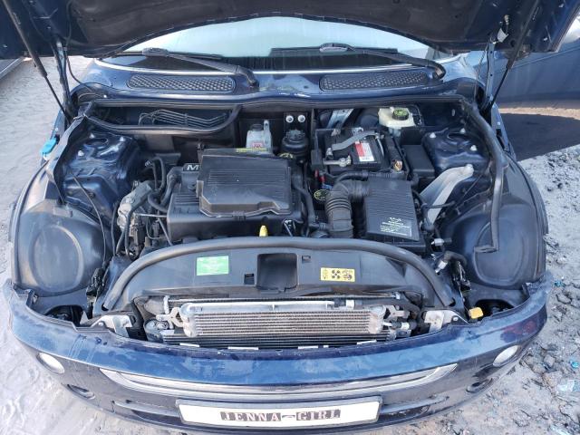 Photo 7 from auction – 2006 MINI COOPER with VIN WMWRC335X6TJ77537