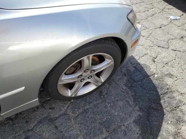 Photo 9 from auction – 2004 LEXUS IS 300 with VIN JTHBD192140089167