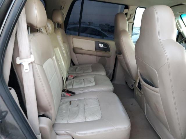 Photo 6 from auction – 2005 FORD EXPEDITION with VIN 1FMPU17585LA43027