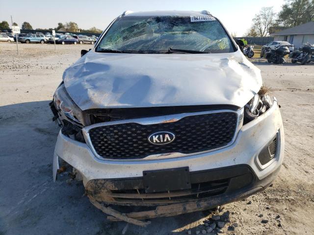 Photo 9 from auction – 2017 KIA SORENTO LX with VIN 5XYPGDA32HG316063