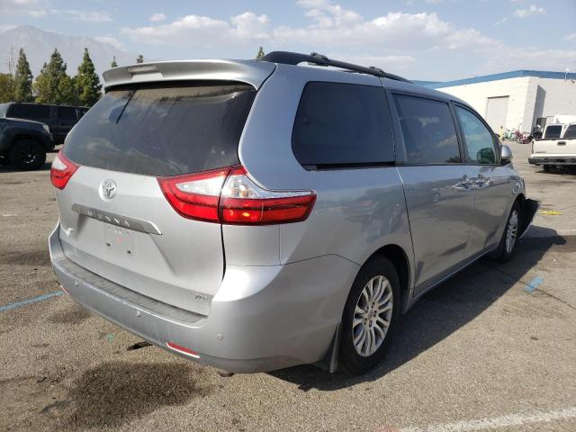 Photo 4 from auction – 2016 TOYOTA SIENNA XLE with VIN 5TDYK3DC9GS736767