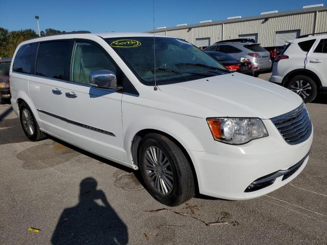 CHRYSLER TOWN & COU 2014 with VIN 2C4RC1CG4ER469280 - Photo from auction