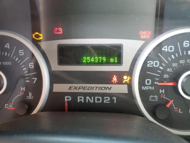 Photo 9 from auction – 2005 FORD EXPEDITION with VIN 1FMPU17525LA43153