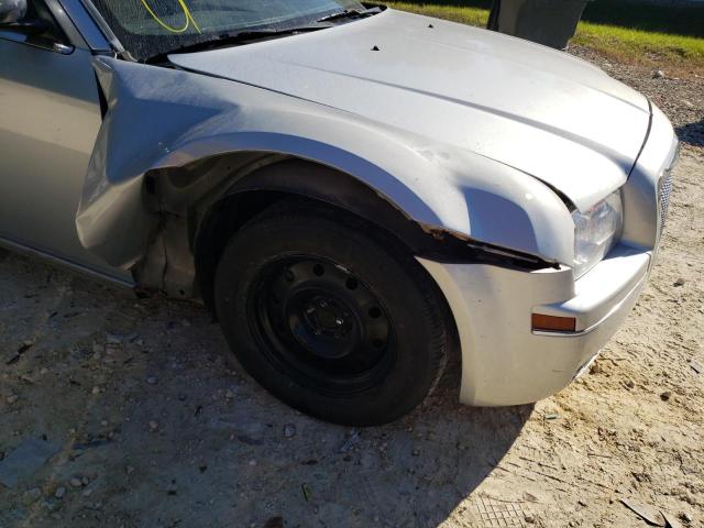 Photo 9 from auction – 2010 CHRYSLER 300 TOURIN with VIN 2C3CA4CD5AH176897